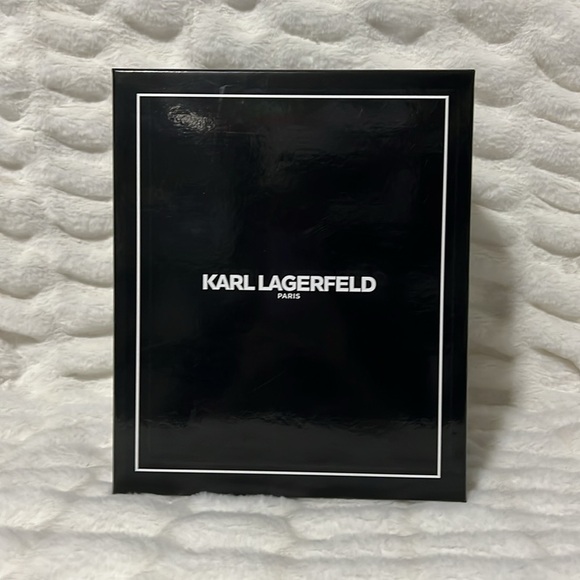 - ๐ New Karl Lagerfeld Paris 7 Multi Colored Crossbody Bag w/Guitar Strap - Picture 6 of 6